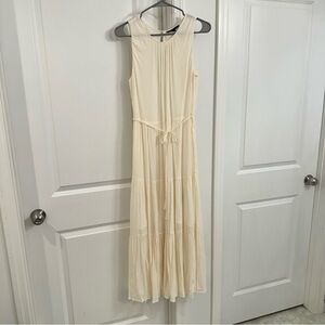 Like New Banana Republic Cream Maxi Dress